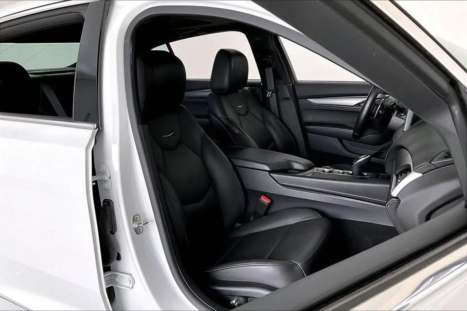 2025 Cadillac CT5 - Image 6 of 18
