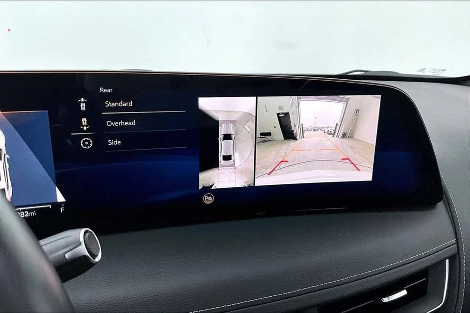 2025 Cadillac CT5 - Image 15 of 18