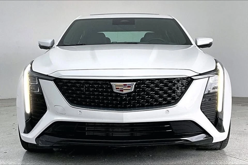 2025 Cadillac CT5 - Image 3 of 18