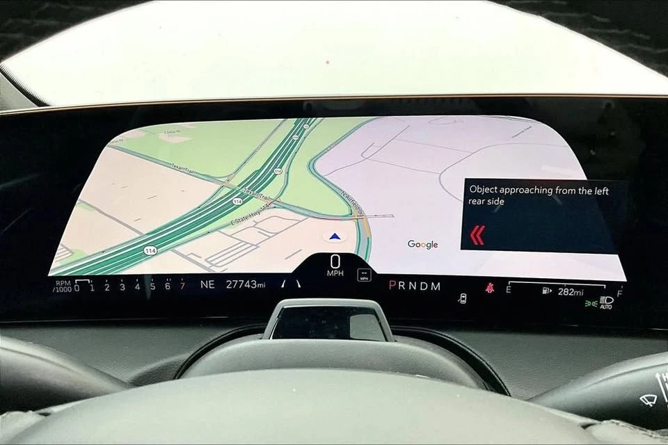 2025 Cadillac CT5 - Image 14 of 18