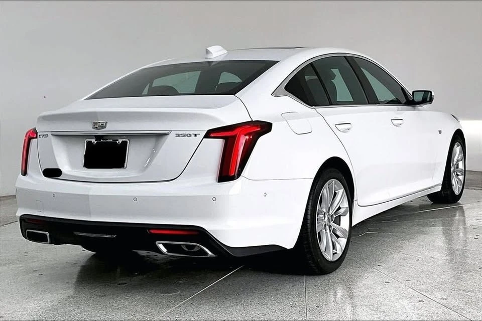 2025 Cadillac CT5 - Image 8 of 18