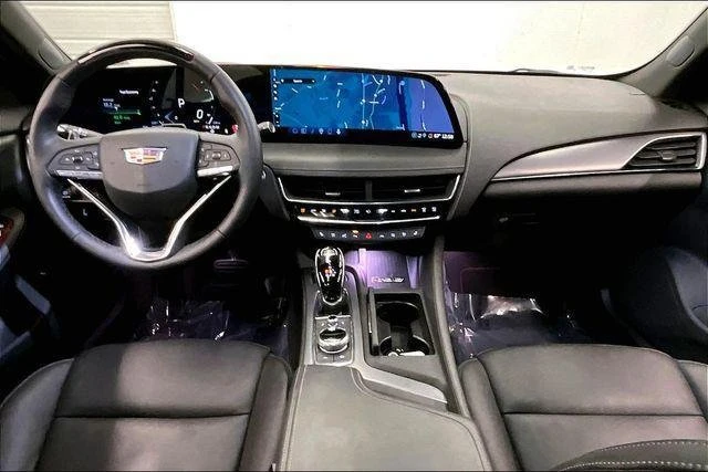 2025 Cadillac CT5 - Image 18 of 20