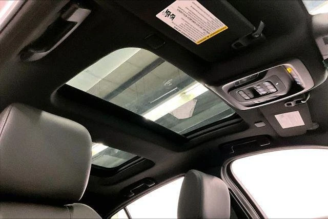 2025 Cadillac CT5 - Image 20 of 20