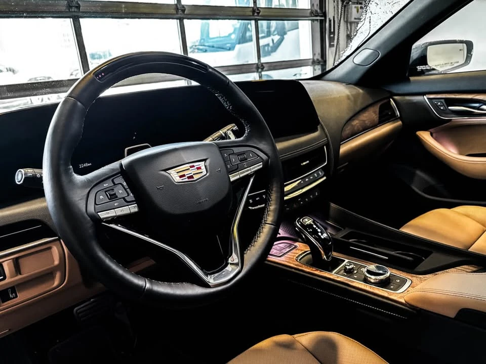 2025 Cadillac CT5 - Image 12 of 15