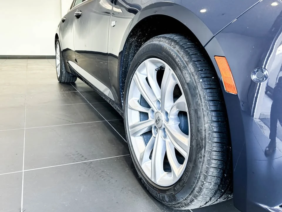 2025 Cadillac CT5 - Image 9 of 15