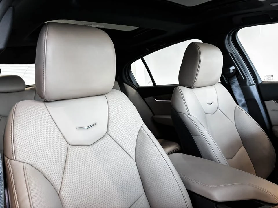 2025 Cadillac CT5 - Image 15 of 15