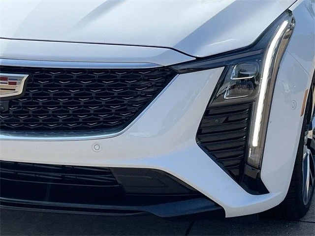 2025 Cadillac CT5 - Image 8 of 19
