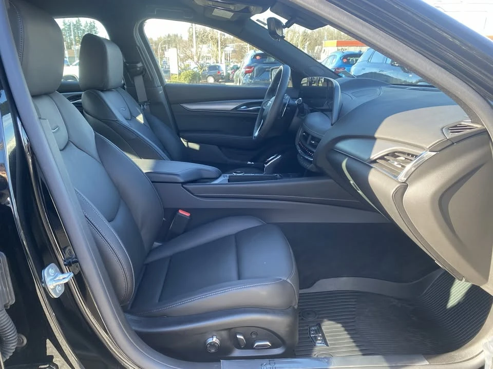 2025 Cadillac CT5 - Image 10 of 15