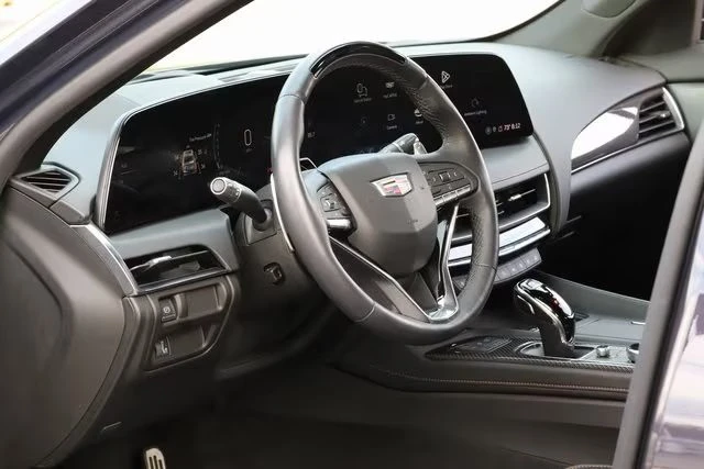 2025 Cadillac CT5 - Image 10 of 18