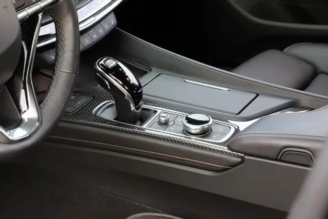 2025 Cadillac CT5 - Image 15 of 18
