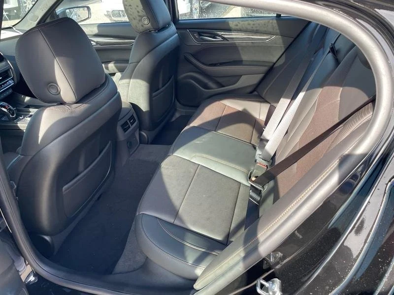 2025 Cadillac CT5 - Image 15 of 17