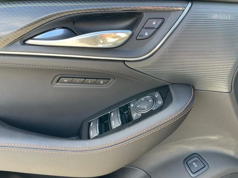 2025 Cadillac CT5 - Image 14 of 17