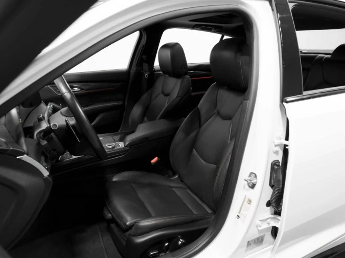 2025 Cadillac CT5 - Image 3 of 5