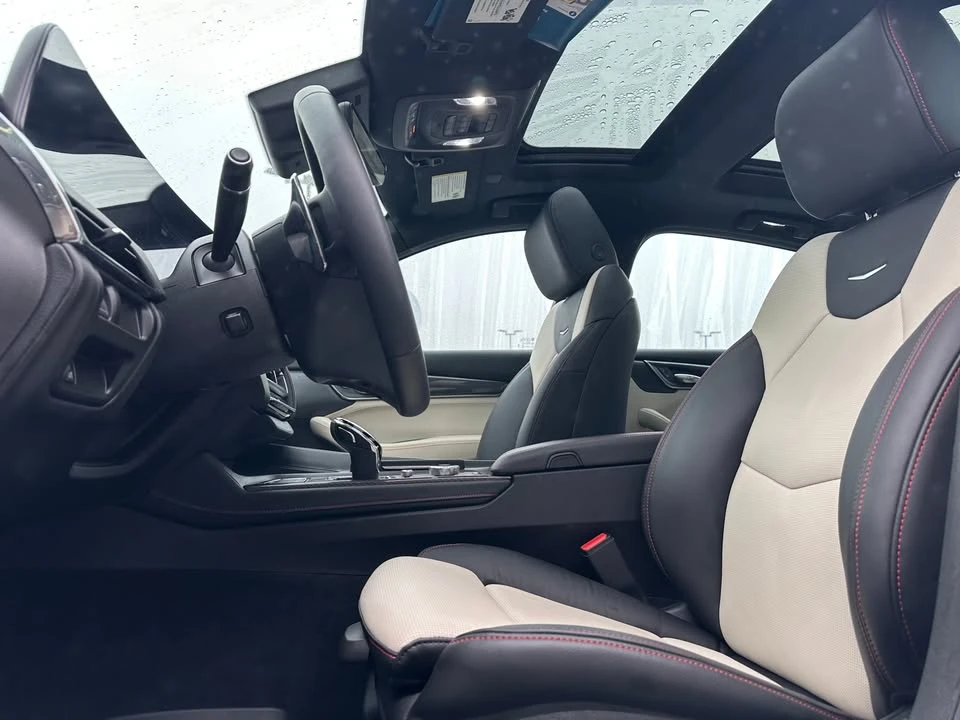 2025 Cadillac CT5 - Image 9 of 19