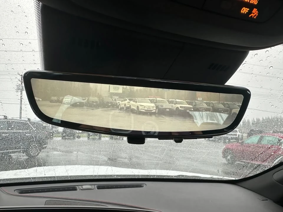 2025 Cadillac CT5 - Image 18 of 19
