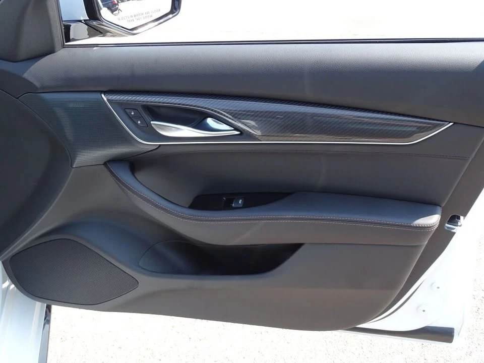 2025 Cadillac CT5 - Image 12 of 13