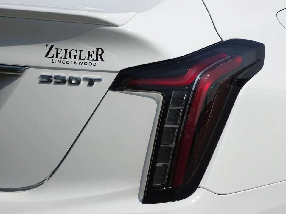 2025 Cadillac CT5 - Image 8 of 13
