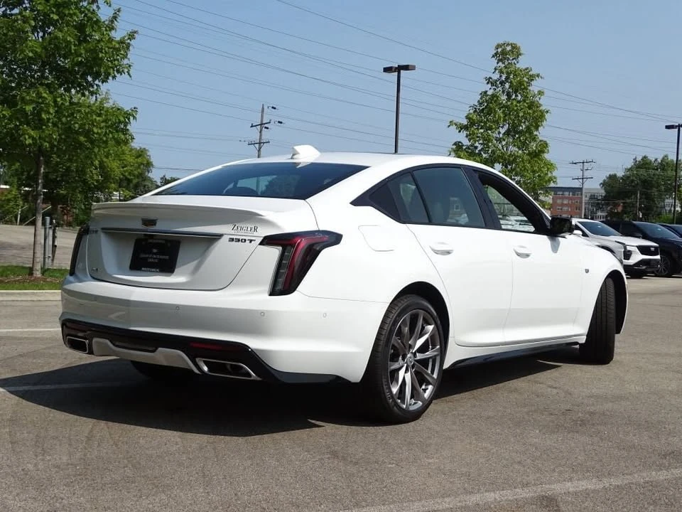 2025 Cadillac CT5 - Image 4 of 13
