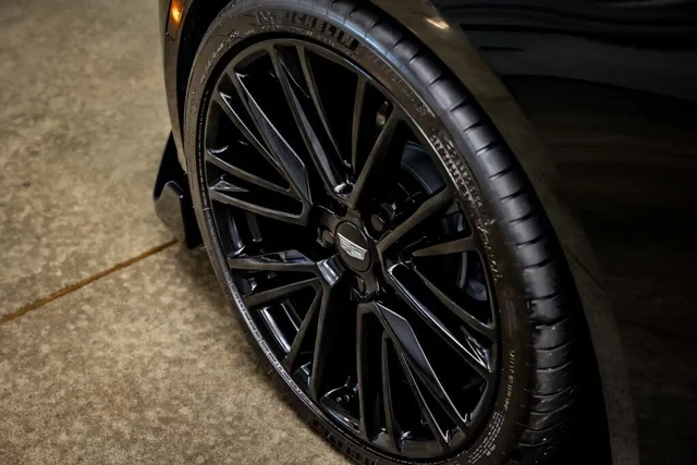 2025 Cadillac CT5 - Image 16 of 20