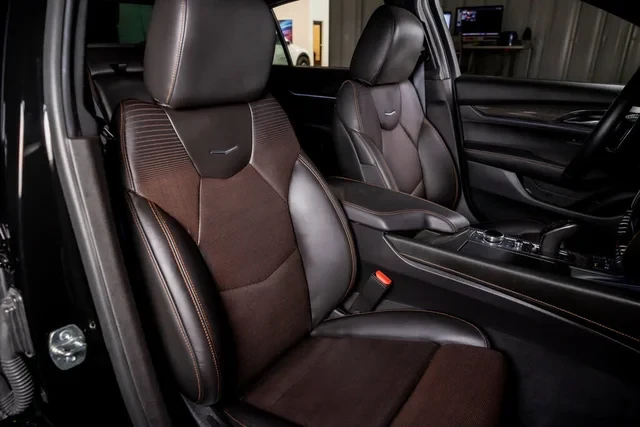 2025 Cadillac CT5 - Image 19 of 20
