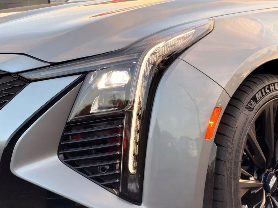 2025 Cadillac CT5-V - Image 14 of 20