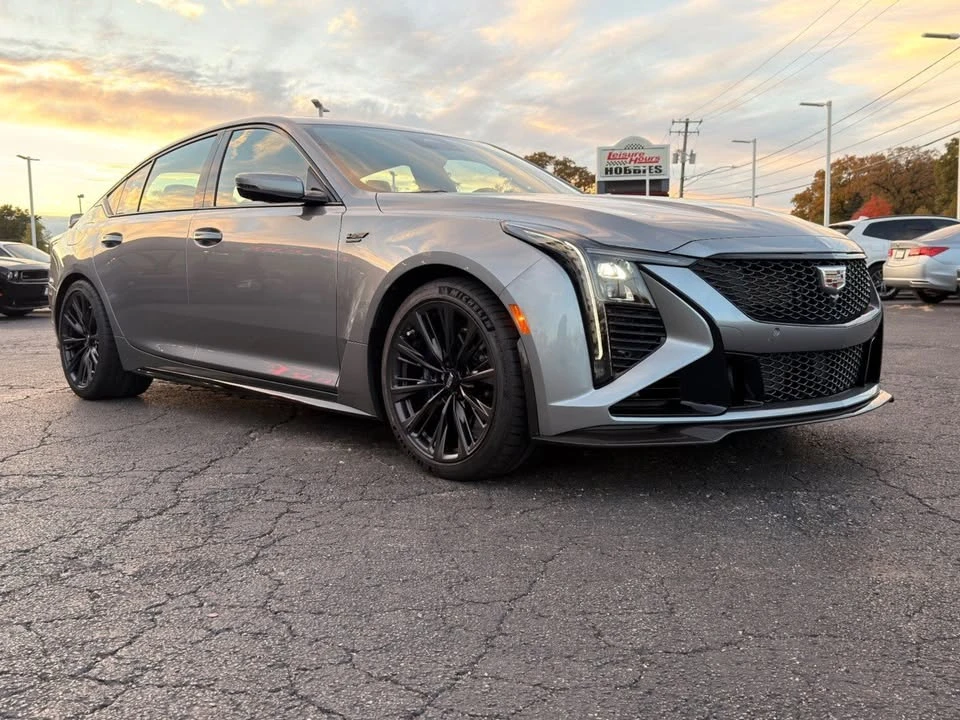 2025 Cadillac CT5-V - Image 10 of 20