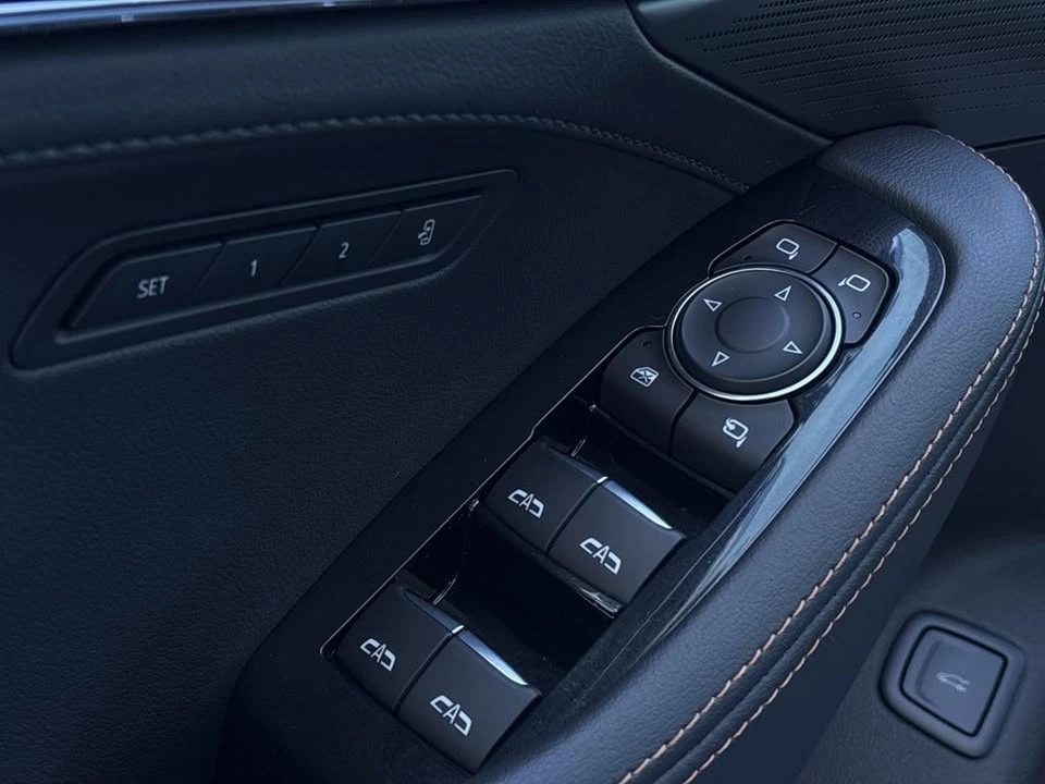 2025 Cadillac CT5-V - Image 10 of 19