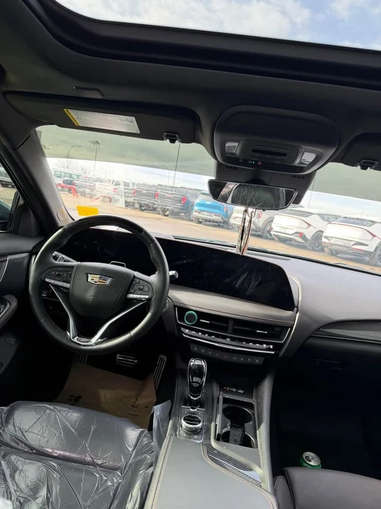 2025 Cadillac CT5-V - Image 7 of 9