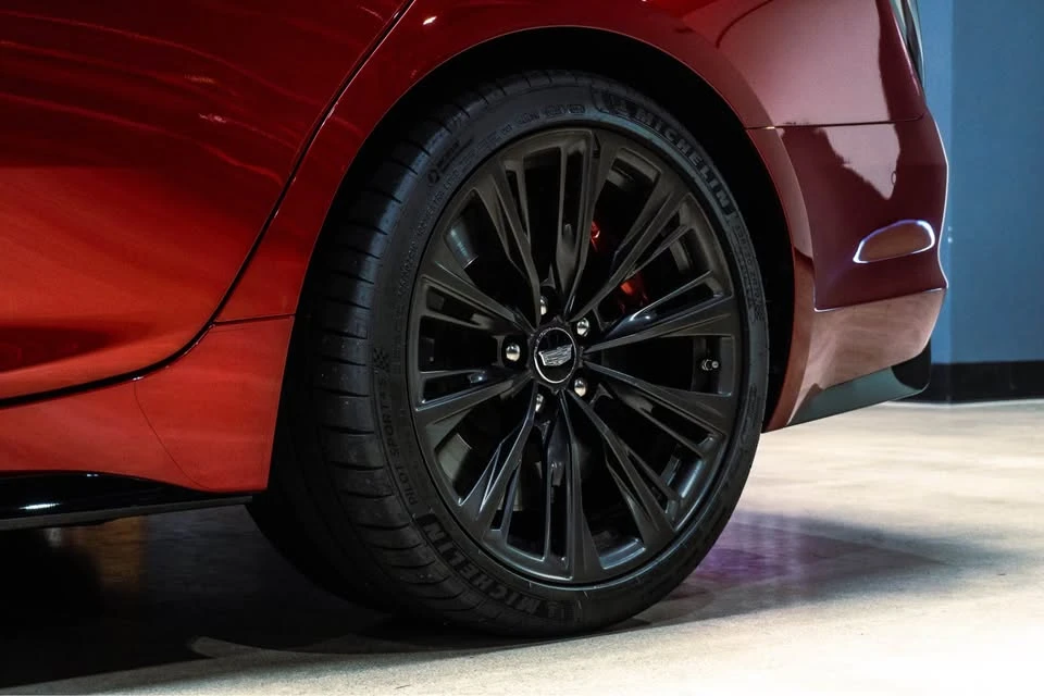 2025 Cadillac CT5-V Blackwing - Image 13 of 13