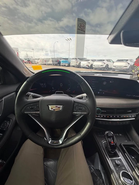 2025 Cadillac CT5-V - Image 8 of 9
