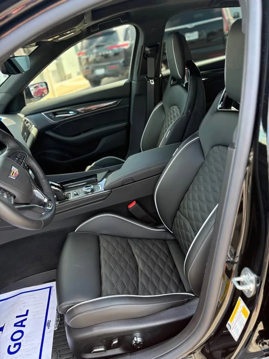 2025 Cadillac CT5-V Blackwing - Image 9 of 12