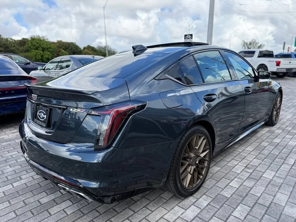 2025 Cadillac CT5-V - Image 10 of 20