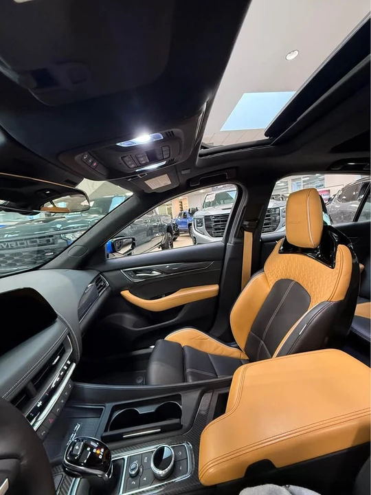 2025 Cadillac CT5-V Blackwing - Image 5 of 7