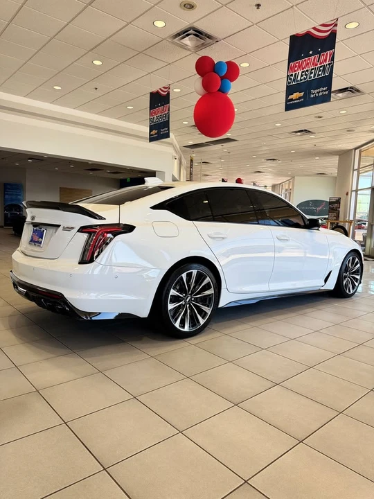 2025 Cadillac - Image 10 of 10