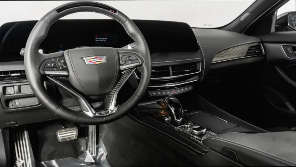 2025 Cadillac CT5-V - Image 2 of 20