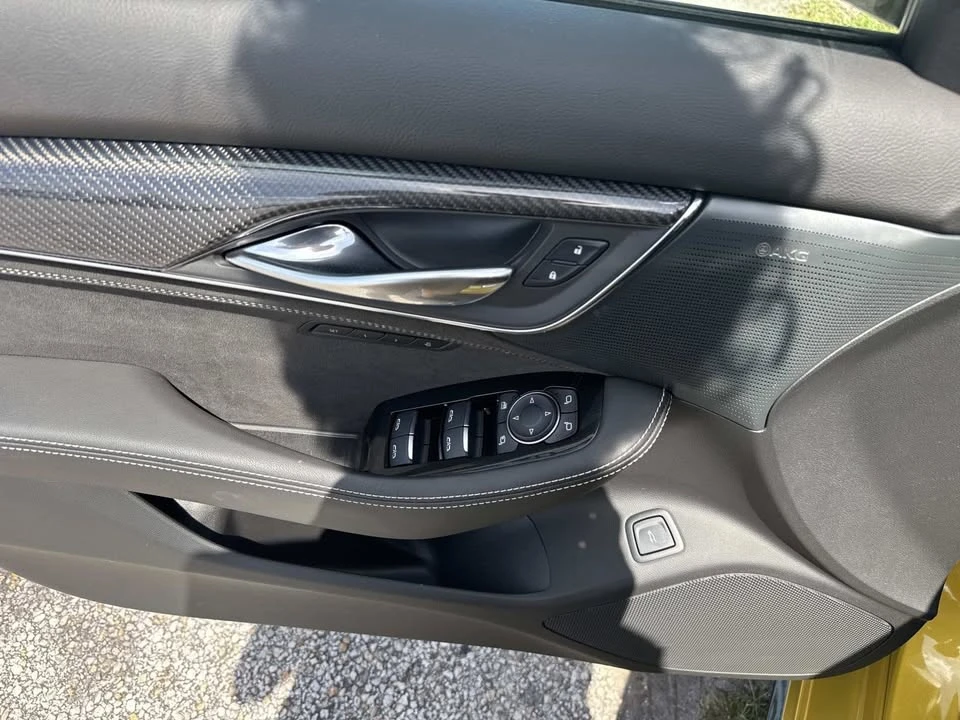 2025 Cadillac CT5-V - Image 18 of 20