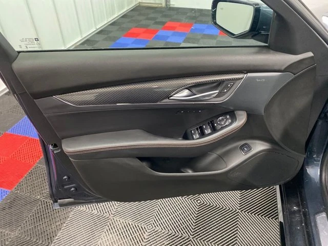 2025 Cadillac CT5-V - Image 17 of 20