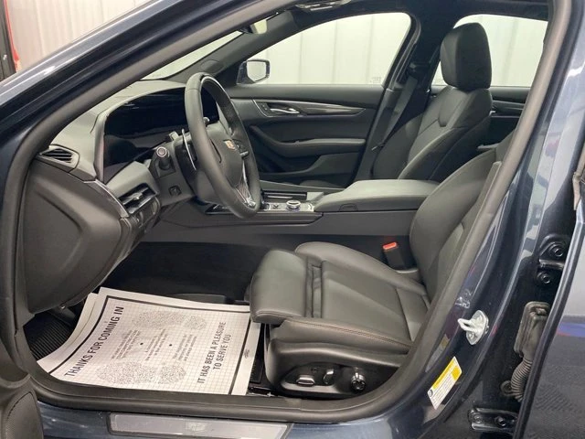 2025 Cadillac CT5-V - Image 16 of 20