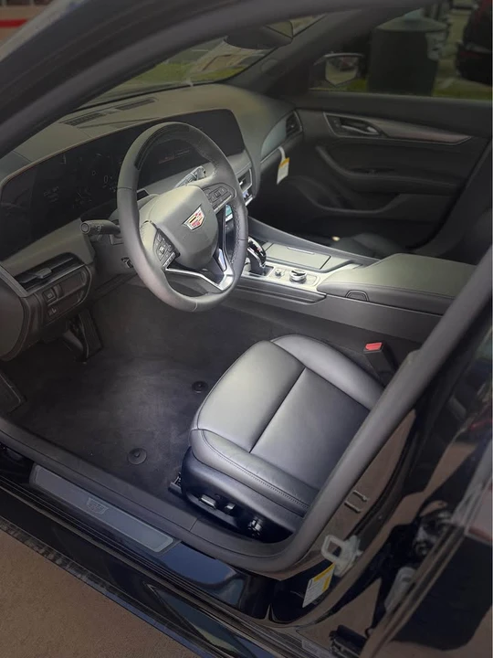 2025 Cadillac CTS - Image 3 of 5