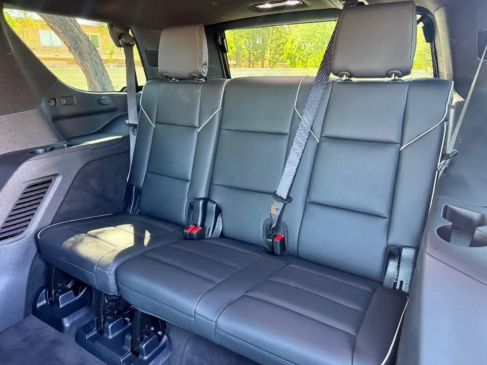 2025 Cadillac Escalade 5th Gen - Image 11 of 20