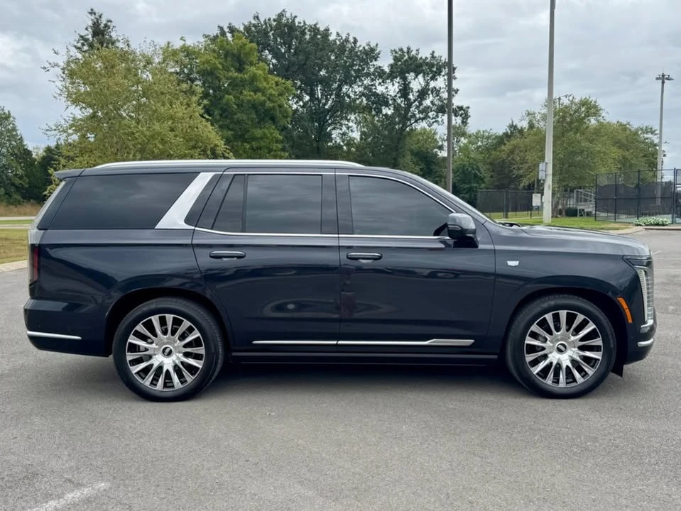 2025 Cadillac Escalade 5th Gen - Image 7 of 20