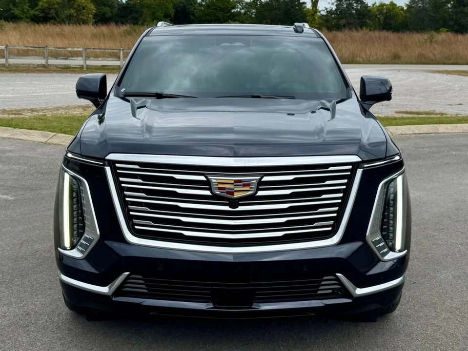 2025 Cadillac Escalade 5th Gen - Image 5 of 20