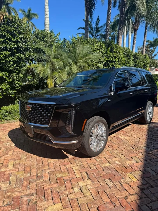 2025 Cadillac Escalade 5th Gen - Image 2 of 12