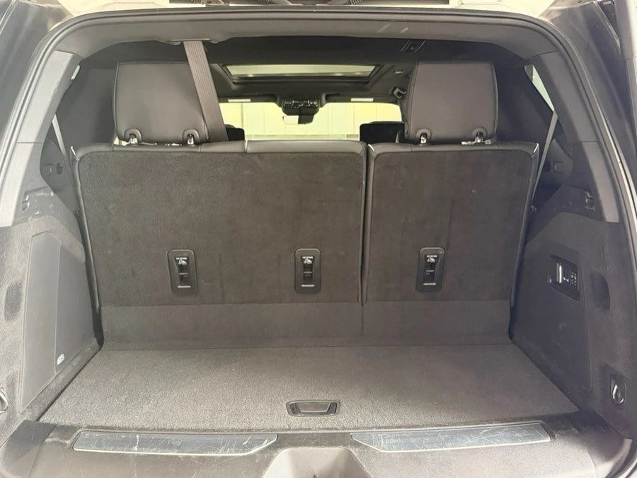 2025 Cadillac Escalade 5th Gen - Image 11 of 20