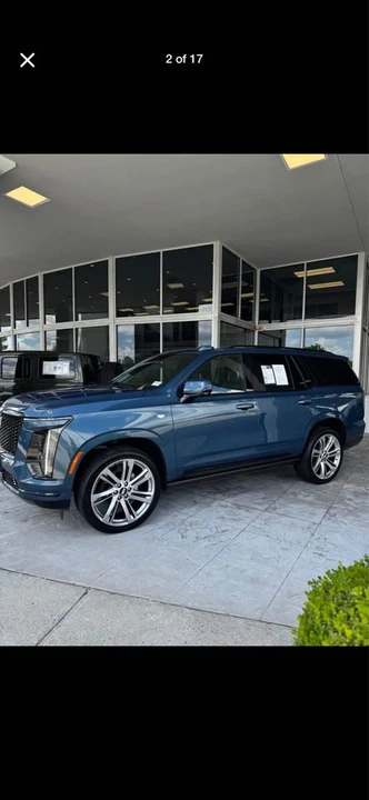 2025 Cadillac Escalade 5th Gen - Image 7 of 15