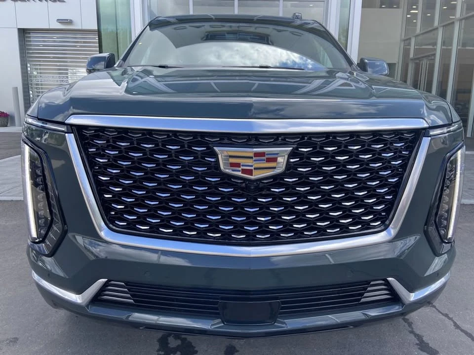 2025 Cadillac Escalade 5th Gen - Image 2 of 18