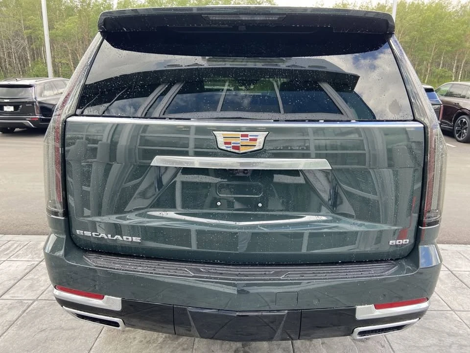 2025 Cadillac Escalade 5th Gen - Image 6 of 18