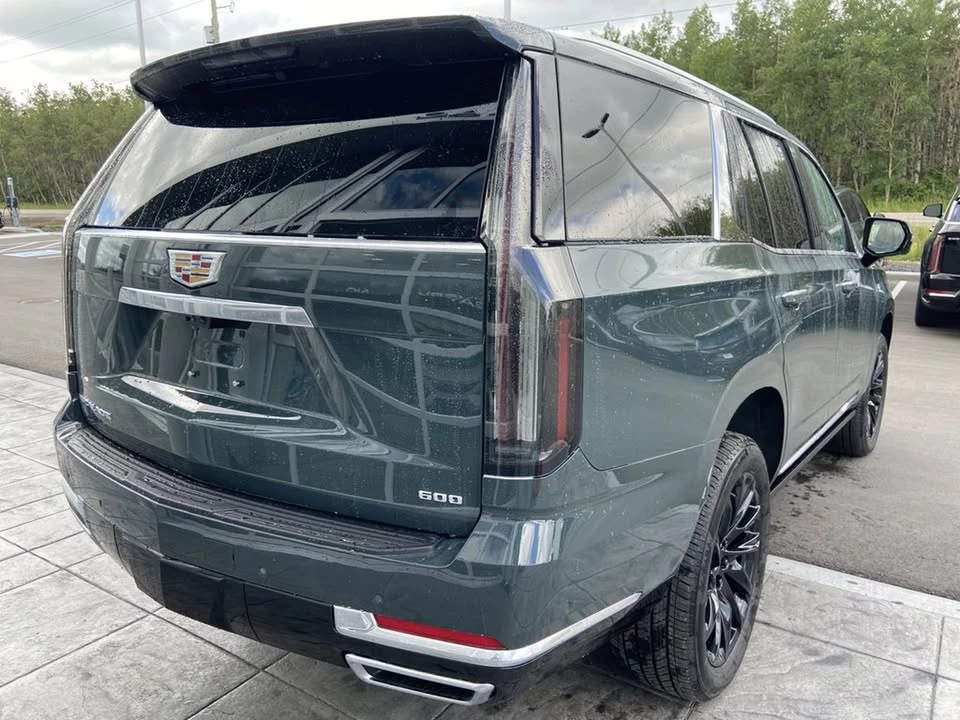 2025 Cadillac Escalade 5th Gen - Image 7 of 18