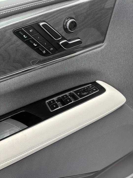 2025 Cadillac Escalade IQ - Image 6 of 10