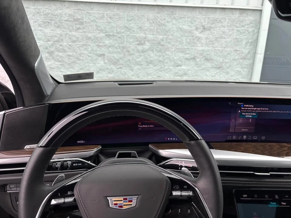 2025 Cadillac Escalade 5th Gen - Image 3 of 6
